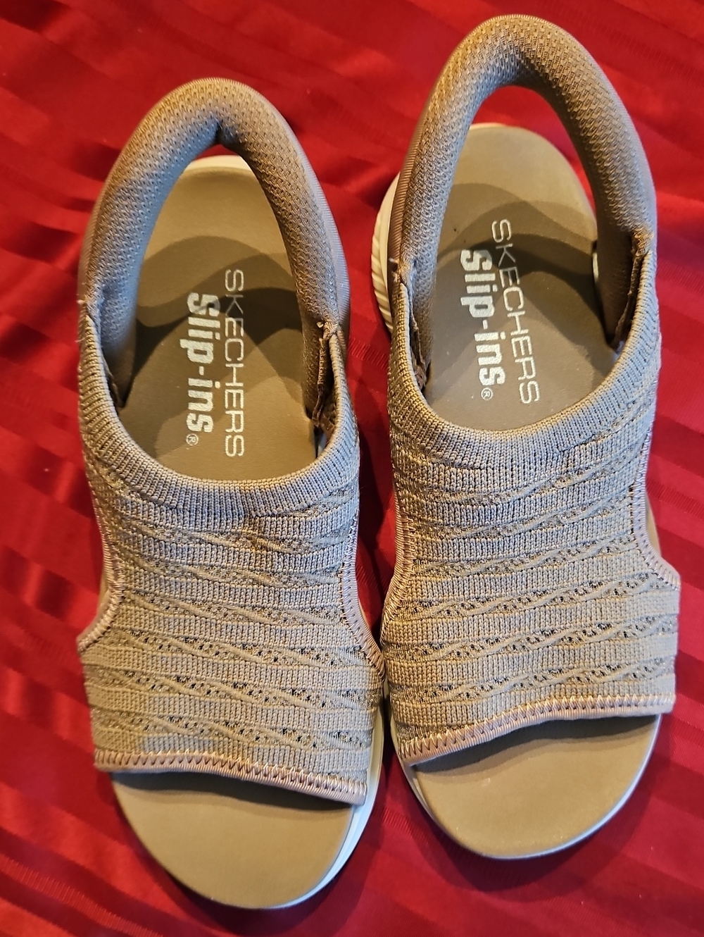 Skechers Women's Taupe Knit Slip-On Sandals